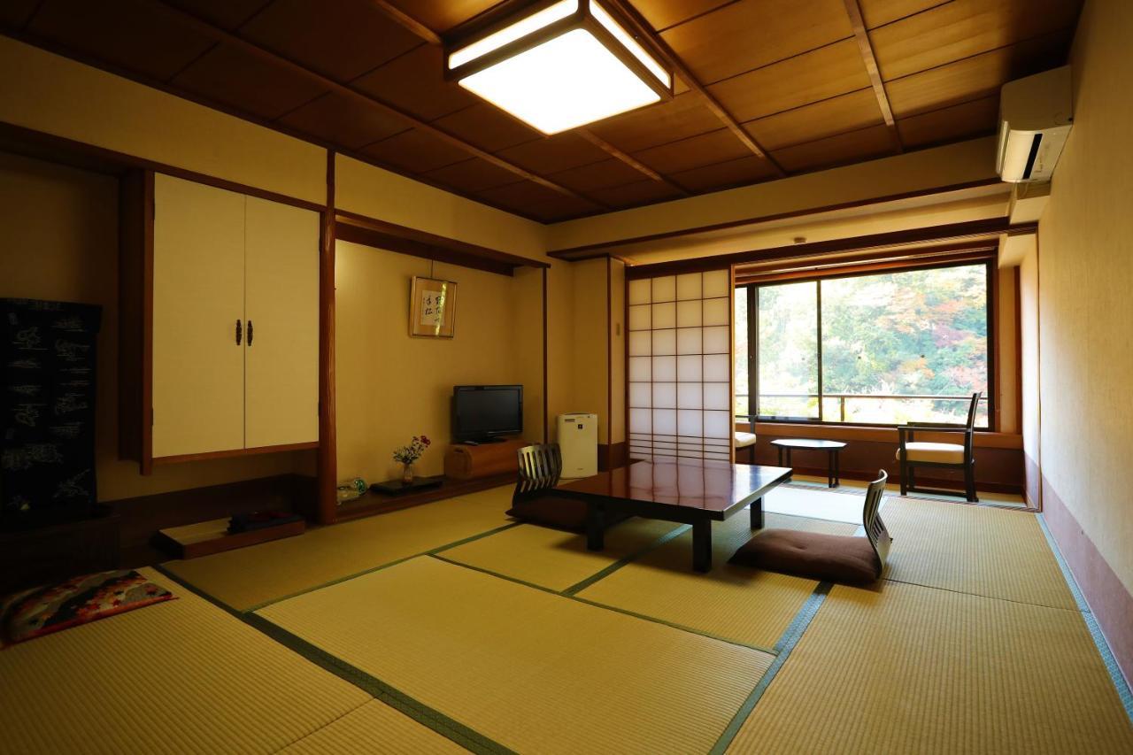 Momijiya Honkan Takaosansou كيوتو المظهر الخارجي الصورة